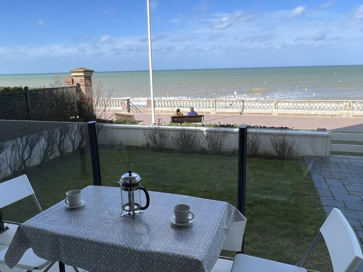 Studio En Centre-Ville De Cabourg Avec Balcon Et Parking - Fr-1-487-345 Eksteriør billede
